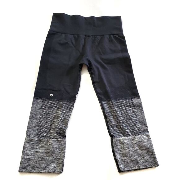 Lululemon | Seamlessly Street Crop Leggings - Picture 2 of 8